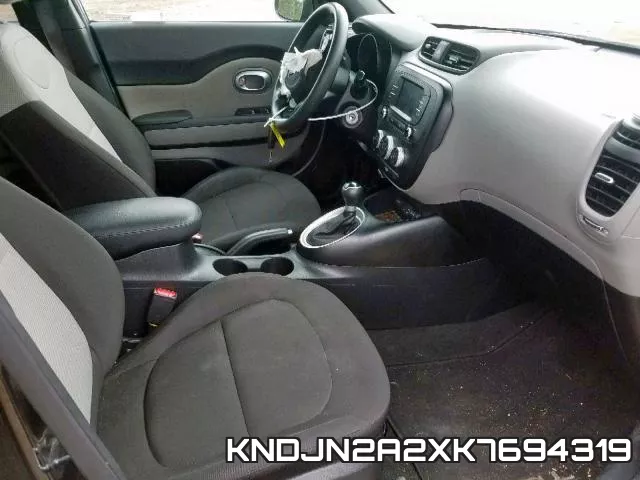 KNDJN2A2XK7694319 фото 6