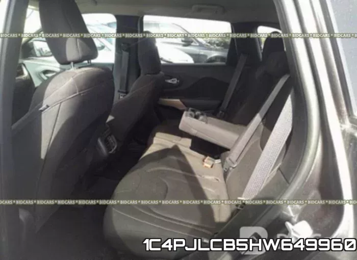 1C4PJLCB5HW649960 фото 9