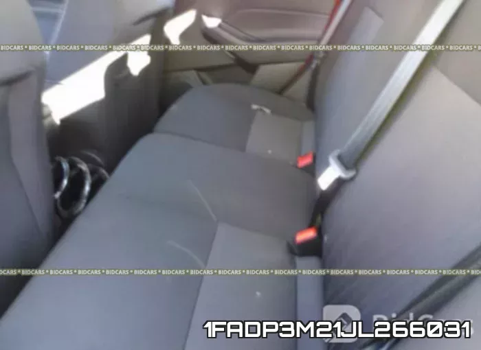 1FADP3M21JL266031 фото 9