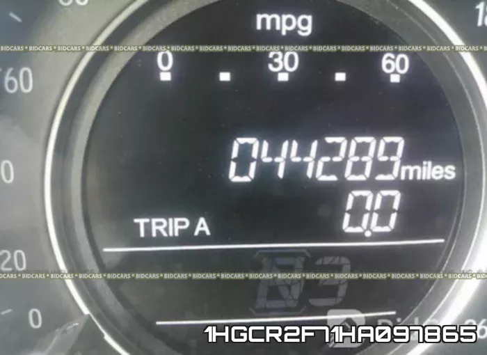 1HGCR2F71HA097865 фото 8