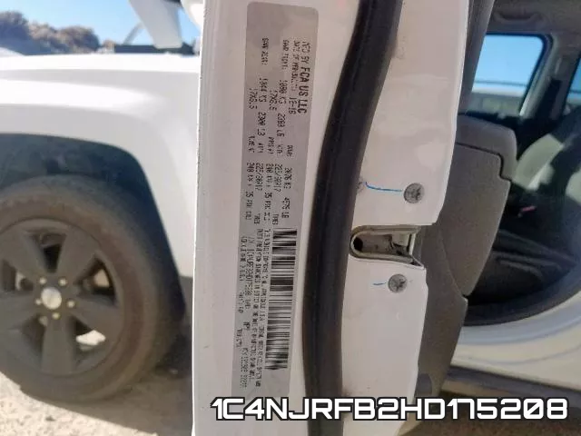 1C4NJRFB2HD175208 фото 2
