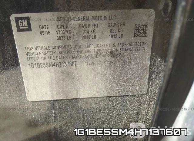 1G1BE5SM4H7137607 фото 10