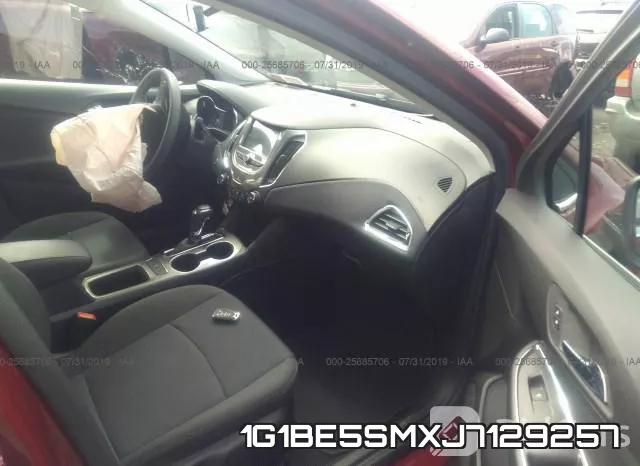 1G1BE5SMXJ7129257 фото 6