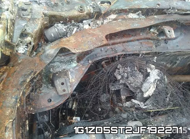1G1ZD5ST2JF192271 фото 10