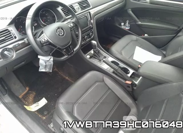 1VWBT7A39HC076048 фото 6