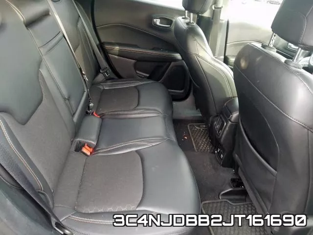 3C4NJDBB2JT161690 фото 6