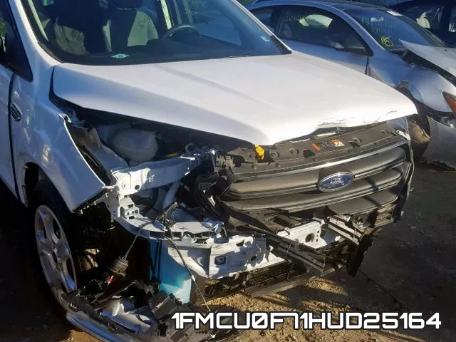 1FMCU0F71HUD25164 фото 10