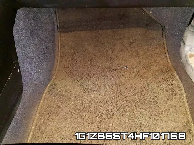 1G1ZB5ST4HF101758 фото 10