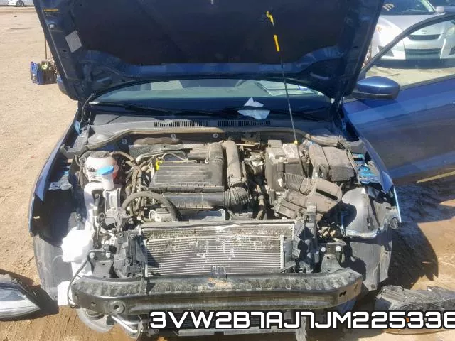 3VW2B7AJ7JM225336 фото 8
