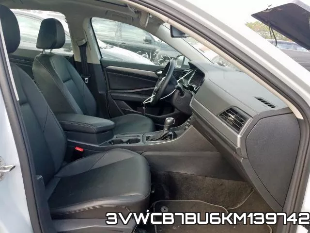 3VWCB7BU6KM139742 фото 6