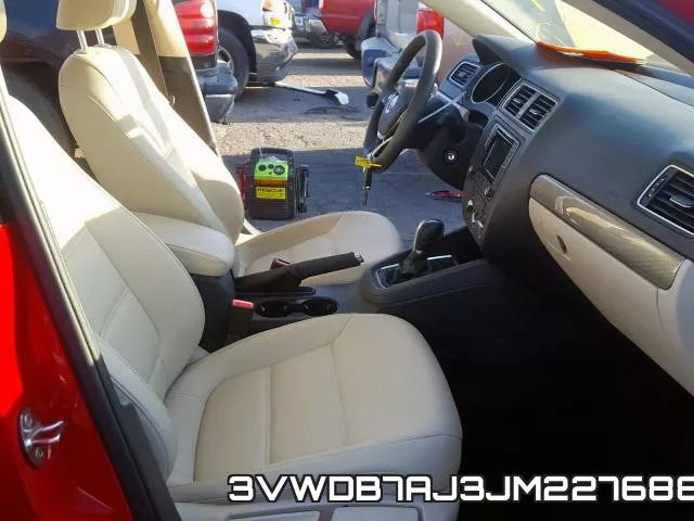 3VWDB7AJ3JM227688 фото 6