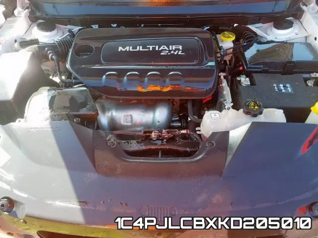 1C4PJLCBXKD205010 фото 8