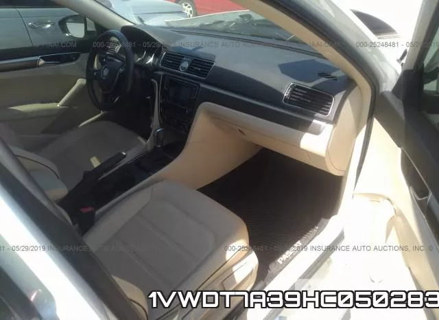 1VWDT7A39HC050283 фото 6
