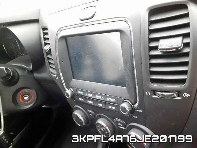 3KPFL4A76JE201799 фото 8
