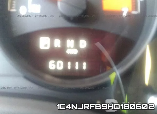 1C4NJRFB9HD180602 фото 8