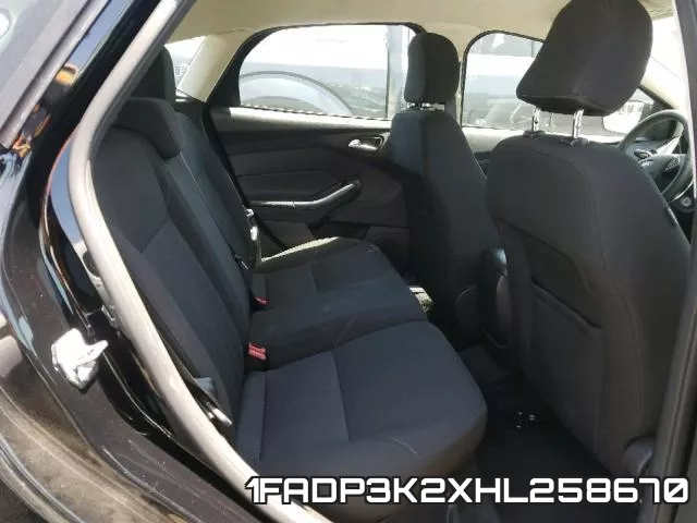 1FADP3K2XHL258670 фото 7