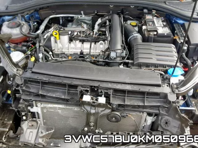 3VWC57BU0KM050966 фото 8