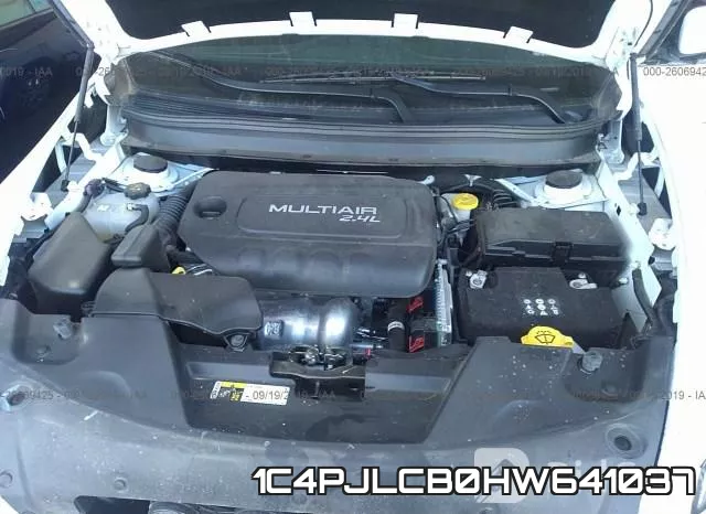 1C4PJLCB0HW641037 фото 2