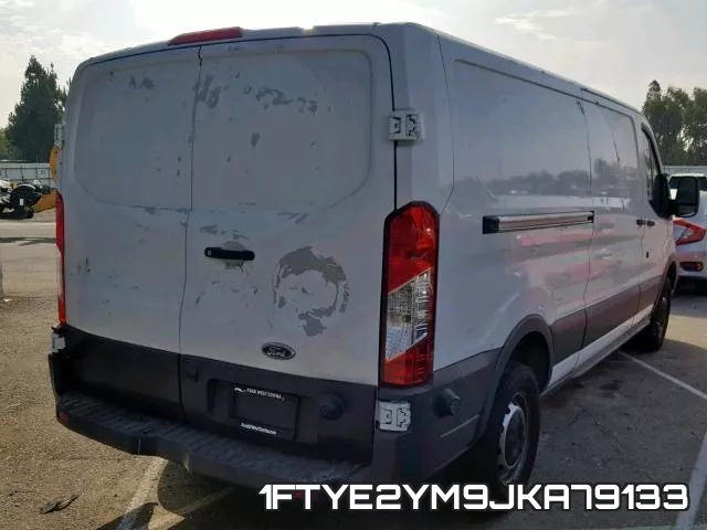 1FTYE2YM9JKA79133 фото 5