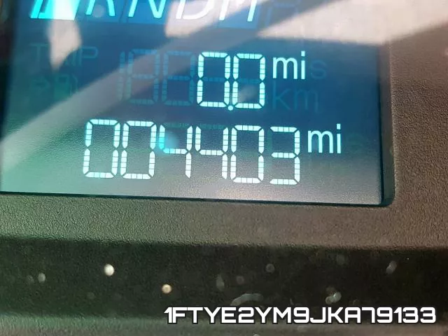 1FTYE2YM9JKA79133 фото 9