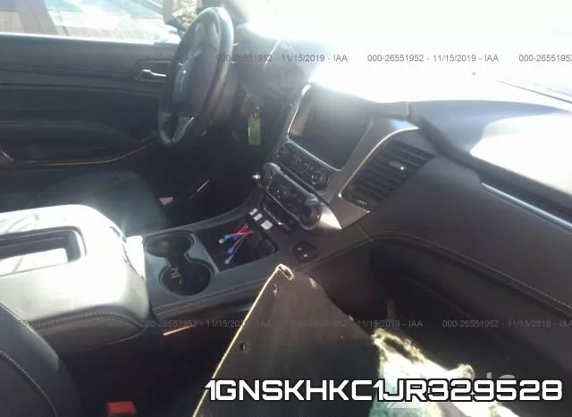 1GNSKHKC1JR329528 фото 6