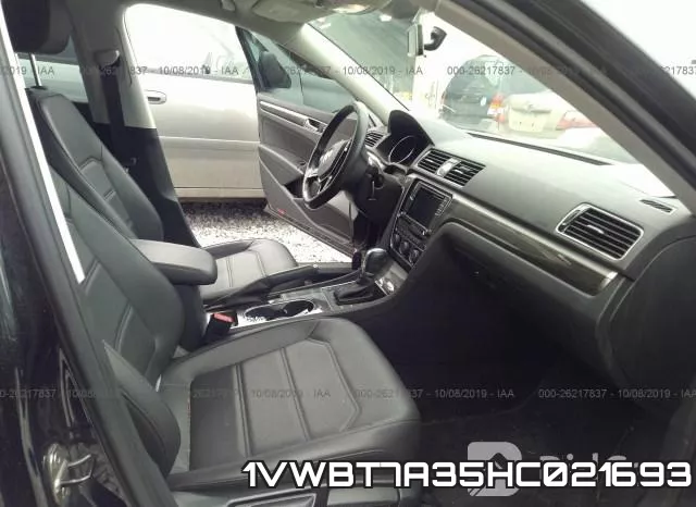 1VWBT7A35HC021693 фото 6