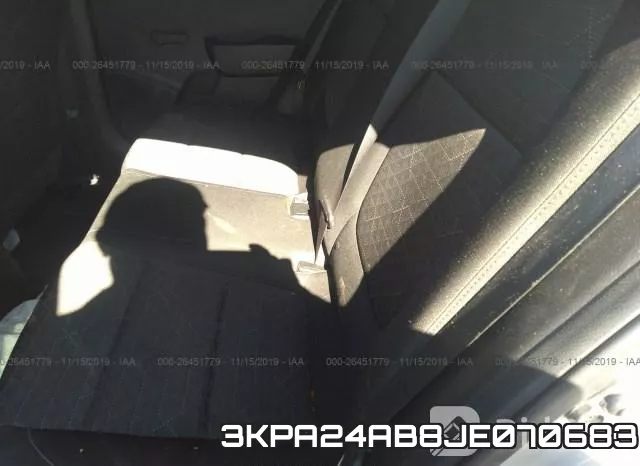 3KPA24AB8JE070683 фото 9