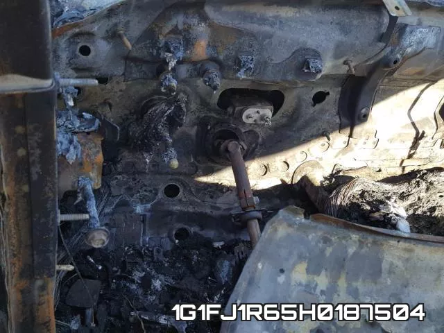 1G1FJ1R65H0187504 фото 9