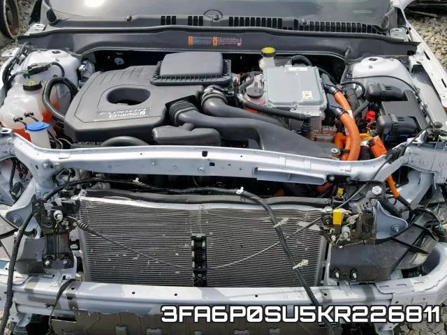 3FA6P0SU5KR226811 фото 8
