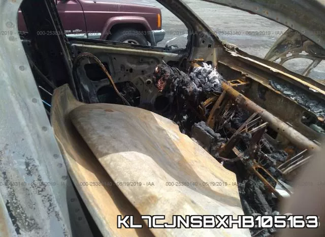 KL7CJNSBXHB105163 фото 6