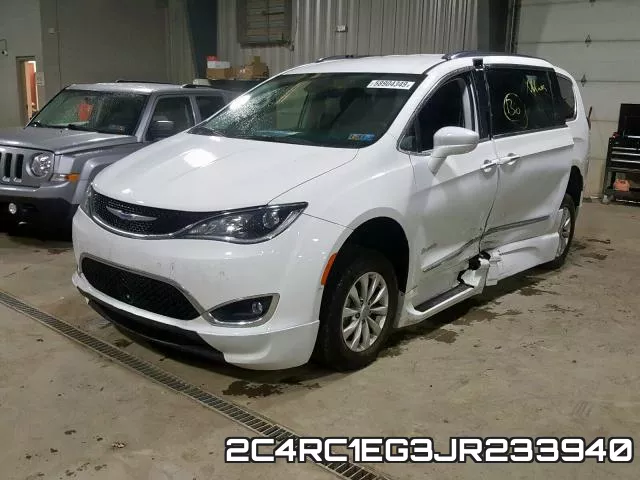2C4RC1EG3JR233940 фото 3