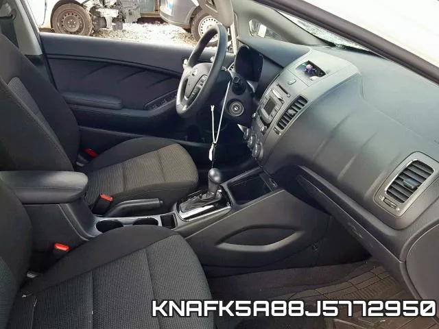 KNAFK5A88J5772950 фото 6