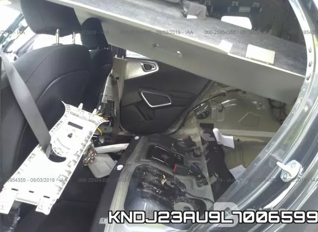 KNDJ23AU9L7006599 фото 9