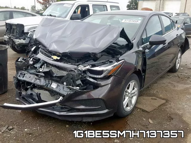 1G1BE5SM7H7137357 фото 2