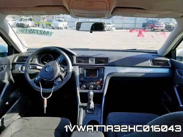 1VWAT7A32HC016043 фото 10