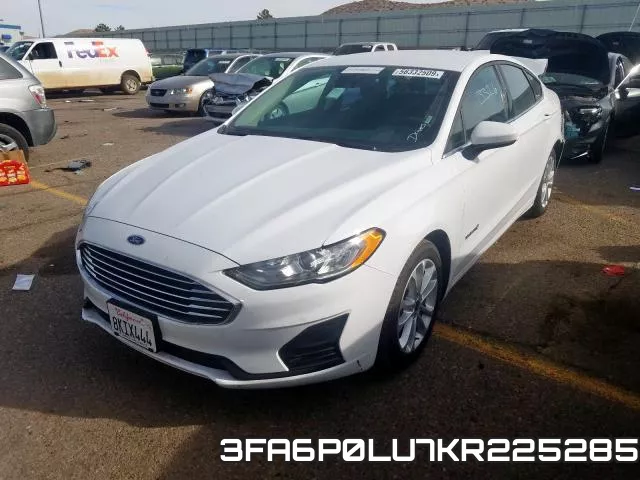 3FA6P0LU7KR225285 фото 3