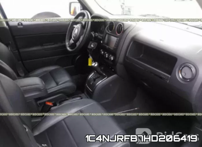 1C4NJRFB7HD206419 фото 6