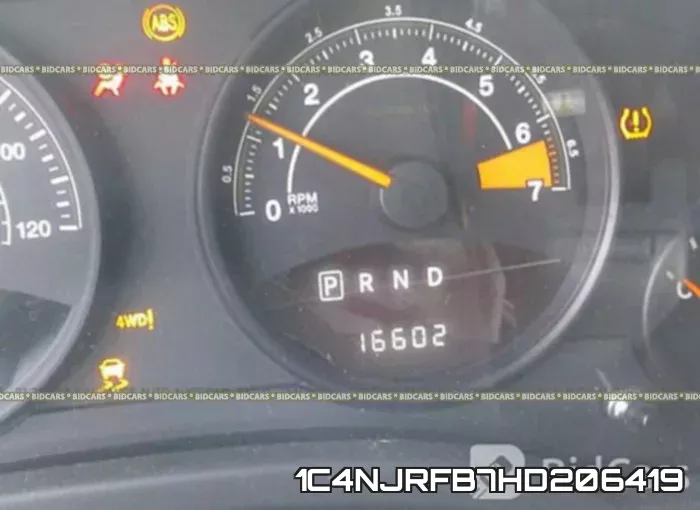 1C4NJRFB7HD206419 фото 8