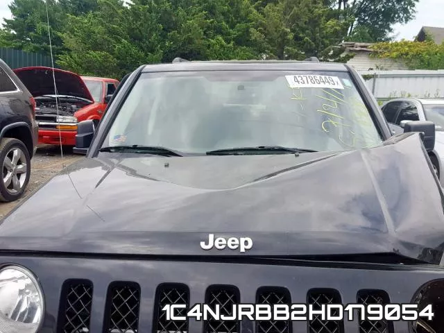 1C4NJRBB2HD179054 фото 8