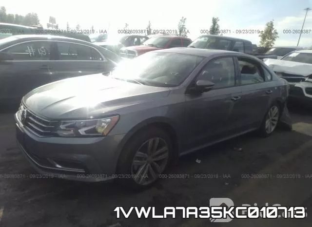 1VWLA7A35KC010713 фото 3