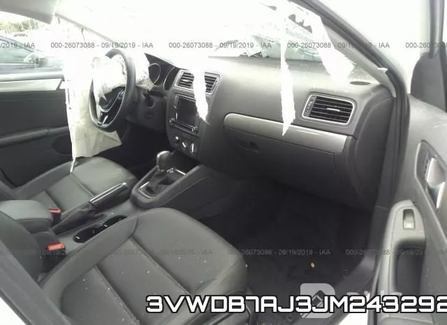 3VWDB7AJ3JM243292 фото 6