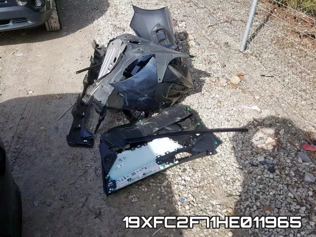19XFC2F71HE011965 фото 10
