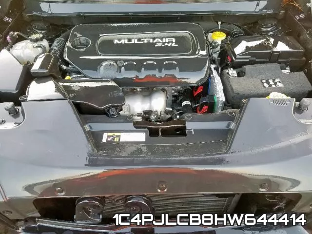 1C4PJLCB8HW644414 фото 8