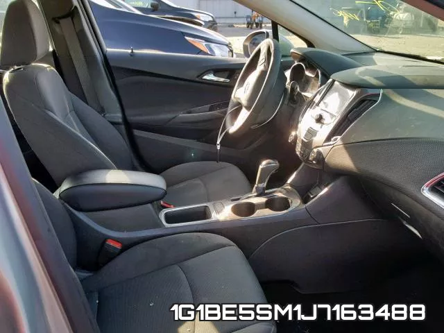 1G1BE5SM1J7163488 фото 6