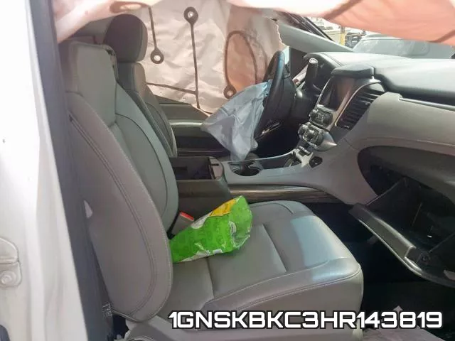 1GNSKBKC3HR143819 фото 6