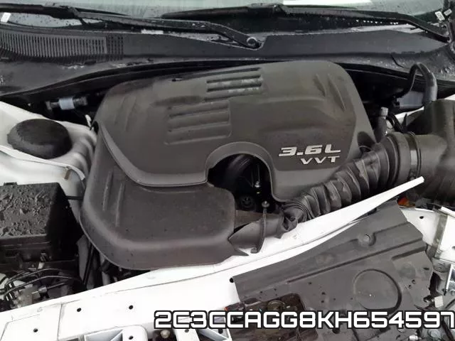 2C3CCAGG8KH654597 фото 8