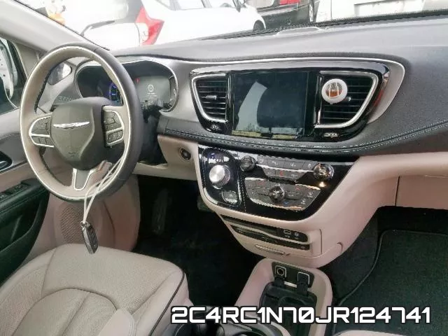 2C4RC1N70JR124741 фото 10