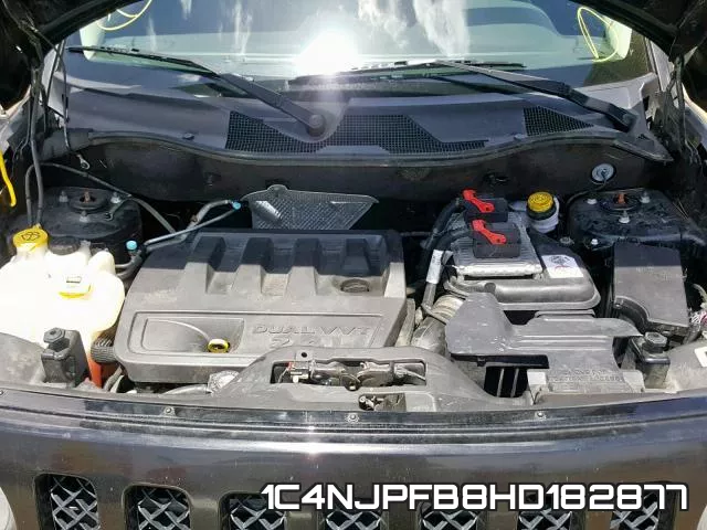 1C4NJPFB8HD182877 фото 8