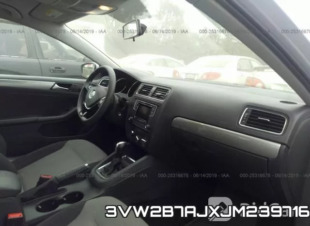 3VW2B7AJXJM239716 фото 6