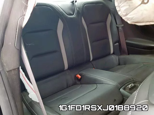1G1FD1RSXJ0188920 фото 7
